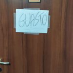 QUALCOSA NON VA NEI BAGNI DELL’ EX OSPEDALE