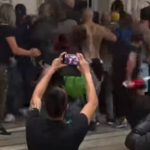 UN FIORE IN REGALO AL REGIME