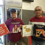 ARRIVANO LE PIZZE COL CARTONE IRRIVERENTE