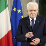 “Il nuovo anno, un momento di speranza. Guardiamo avanti…”. LO STANCO CONGEDO DI SERGIO MATTARELLA