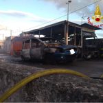FURGONE-PANINERIA DISTRUTTO DA UN INCENDIO