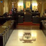 CONSIGLIO COMUNALE SOSPESO, LA MAGGIORANZA VA SOTTO SU PARCO RAUCCIO. APPROVATO IL CONTESTATO NUOVO REGOLAMENTO SULLA PUBBLICITA’