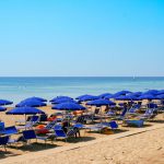 TURISTA MUORE SULLA SPIAGGIA DI PUNTO PROSCIUTTO