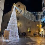 MALDARIZZI AUTOMOTIVE DONA L’ALBERO DI NATALE ALLA CITTA’ DI BARI