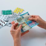 DRAMMATICO RAPPORTO DI BANCO FARMACEUTICO: 427.000 PERSONE SONO IN CONDIZIONI DI POVERTA’ SANITARIA