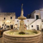 UNA RECENSIONE LIVE E…GUSTOSA DELLE  “Sparole“ DI VITO ANTONIO CONTE, IL SUO LIBRO DI MEMORIE SALENTINE. METTI UNA SERA A CENA A CORIGLIANO D’OTRANTO, PAESE DI SPAROLE STRANE