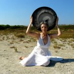 NOTE D’ARTE / LA POESIA VISUALE DI LILIANA EBALGINELLI A MATINO DA SABATO 22 (CON UNA SFIDA AI LETTORI)