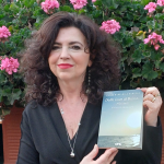 ‘Dalla Luce al Buio e…ritorno’. A leccecronaca.it MARIA RAFFAELLA SANTORO RACCONTA LA SUA NUOVA VITA E AFFIDA IL SUO MESSAGGIO: “C’è per ognuno di noi un progetto di felicità. Dobbiamo crederci!”