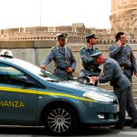 BLITZ DELLA GUARDIA DI FINANZA NEI CENTRI SCOMMESSE A TARANTO: SEQUESTRI, DENUNCE, SANZIONI
