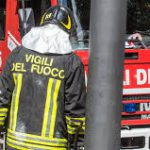 CEDE IL SOLAIO IN CUCINA: UN FERITO