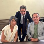 LA POLEMICA / EXTRABONUS PER SEGRETARIA E ADDETTA STAMPA DEL SINDACO ADRIANA POLI BORTONE