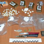 GALLIPOLI, BLITZ DELLA POLIZIA NELL’EX CONVENTO: SEQUESTRATI DROGA ED ESPLOSIVI, DUE ARRESTI E UNA DENUNCIA