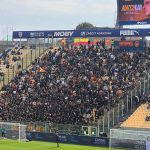 IN UNA PARMA INVASA DAI TIFOSI GIALLOROSSI ARRIVA LA PRIMA VITTORIA