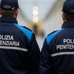 MAXI OPERAZIONE NEL CARCERE DI LECCE: SCOPERTI CELLULARI E DROGA
