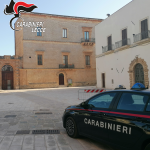 UOMO AGGREDISCE I CARABINIERI A MORSI E SPUTI: ORA RISCHIA IL PROCESSO