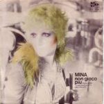 LE BOMBETTE DELLA DOMENICA / ALVARO MORATA CANTA MINA E ANTONIO CONTE FA SEMPRE COME UN BAMBINO