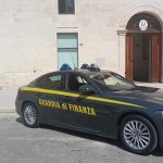 MAGLIE, ABITI E ACCESSORI SEQUESTRATI DIVENTANO BENEFICENZA