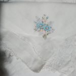 MODA / MODE –  MA SI USANO ANCORA I FAZZOLETTI?