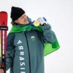 LE EMOZIONI DELLE OLIMPIADI INVERNALI / FESTA BRASILIANA DI CARNEVALE