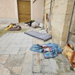 LECCE SI PRESENTA IN QUESTO MODO A CHI  ARRIVA IN TRENO IN STAZIONE