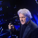 MA CHE SARANNO MAI I “festini bilaterali” CHE DI NOTTE NON FANNO DORMIRE ELETTRA LAMBORGHINI? AH SAPERLO! INTANTO FUORI CONCORSO LA SECONDA SERATA DOMINATA DA FAUSTO LEALI