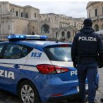 BRINDISI, POLIZIOTTO FUORI SERVIZIO RITROVA IL FURGONE RUBATO DEI BAMBINI DELLA VALTUR NEW BASKET
