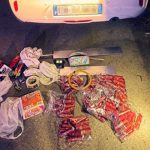 TRASPORTAVANO ORDIGNI ARTIGIANALI PER DUE CHILI: PROCESSO IMMEDIATO PER DUE GIOVANI FERMATI NEL SALENTO