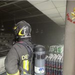 LECCE, INCENDIO NEL SUPERMERCATO DEL CENTRO COMMERCIALE