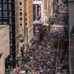 SABATO 28 MARZO 2026, MOBILITAZIONE STORICA, PER PROTESTARE CONTRO I SIGNORI DELLA GUERRA, POLITICI, AFFARISTI E MERCANTI DI ARMI. MILIONI DI PERSONE IN MIGLIAIA DI CITTA’ IN TUTTO IL MONDO VOGLIONO LA PACE – photogallery