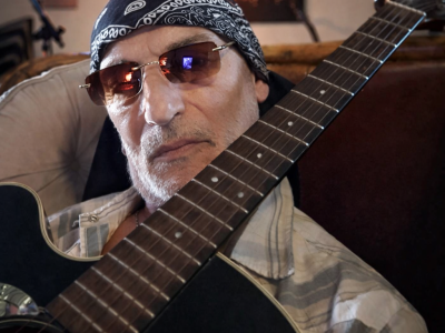 IL PERCORSO MUSICALE DI MARCELLO CUNSOLO, DAGLI ANNI DELLA SCENA CATANESE, FINO A “Iri”, DISCO NATO LONTANO DA OGNI CIRCUITO E PUBBLICATO SENZA MEDIAZIONI