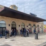 PESANTI DISAGI PER I TRENI IN PARTENZA E IN ARRIVO ALLA STAZIONE DI LECCE