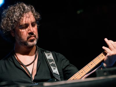 “Sai che c’è, caro Marco Ancona? Apriamocela noi un’etichetta…”. A leccecronaca.it MIMMO PESARE  RACCONTA DI COME, PARTENDO DAL SALENTO, LA SUA CASA DISCOGRAFICA NOS RECORDS SI SIA AFFERMATA A LIVELLO NAZIONALE