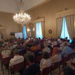 L’EMERGENZA INCENDI AFFRONTATA IN PREFETTURA: INDIVIDUATO IL RESPONSABILE DI CASARANO, INDAGINI AVANZATE PER QUELLO DI UGENTO. QUARANTOTTO VIGILI IN PIU’, AUSILIO DEI VOLONTARI PER LA PREVENZIONE