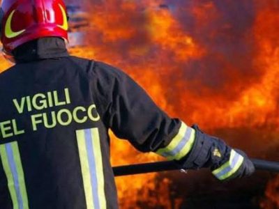 NUOVO INCENDIO, NEL SALENTO ORMAI E’ UN’ EMERGENZA CONTINUA