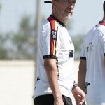 SOTTO LO SGUARDO VIGILE DI EUSEBIO DI FRANCESCO QUESTA MATTINA I TEST MEDICI E POI IN CAMPO A  MARTIGNANO, E’ INIZIATA COSI’ LA STAGIONE CALCISTICA 2026 – 2027 DEL LECCE