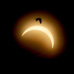 QUANDO IL SOLE SCOMPARE TRAMONTA NEL CUORE UN’INQUIETUDINE STRANA