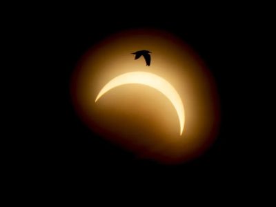 QUANDO IL SOLE SCOMPARE TRAMONTA NEL CUORE UN’INQUIETUDINE STRANA