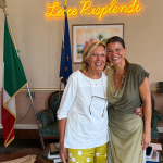UNA CITTA’ PER CANTARE. LA ‘CONFERITE’ DI CITTADINANZE ONORARIE DEL SINDACO – E ASSESSORE ALLA CULTURA – DELLA CITTA’ DI LECCE ADRIANA POLI BORTONE