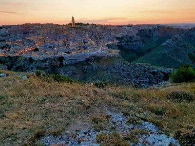 MATERA: UN VIAGGIO TRA ANTICHE ABITAZIONI RUPESTRI, CULTURA E SAPORI DEL SUD ITALIA